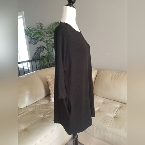 🎁Wilfred Aritzia xs quarter sleeve long top - Picture 2 of 5